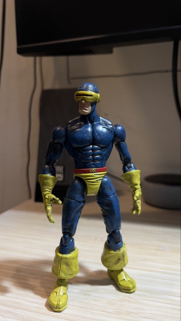 Marvel Legends Cyclops Action Figure (Category: Figurines & Statues) located in Silang. Submitted by justgamesandcollectibles (Listing ID 1452992549, Image 2). Description: Toybiz Marvel Legends Sentinel Wave Cyclops Message lang po for more info. No issues Good condition Displayed only Tight joints Payment: Gcash Shipping: Lalamove, J&T, LBC.
