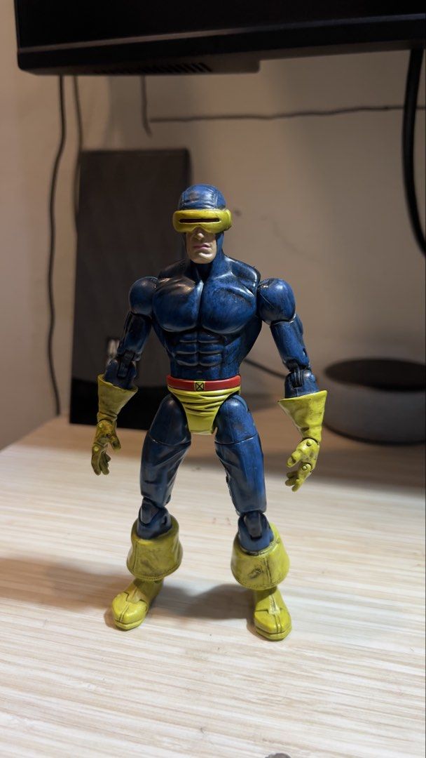 Marvel Legends Cyclops Action Figure (Category: Figurines & Statues) located in Silang. Submitted by justgamesandcollectibles (Listing ID 1452992549, Image 1). Description: Toybiz Marvel Legends Sentinel Wave Cyclops Message lang po for more info. No issues Good condition Displayed only Tight joints Payment: Gcash Shipping: Lalamove, J&T, LBC.