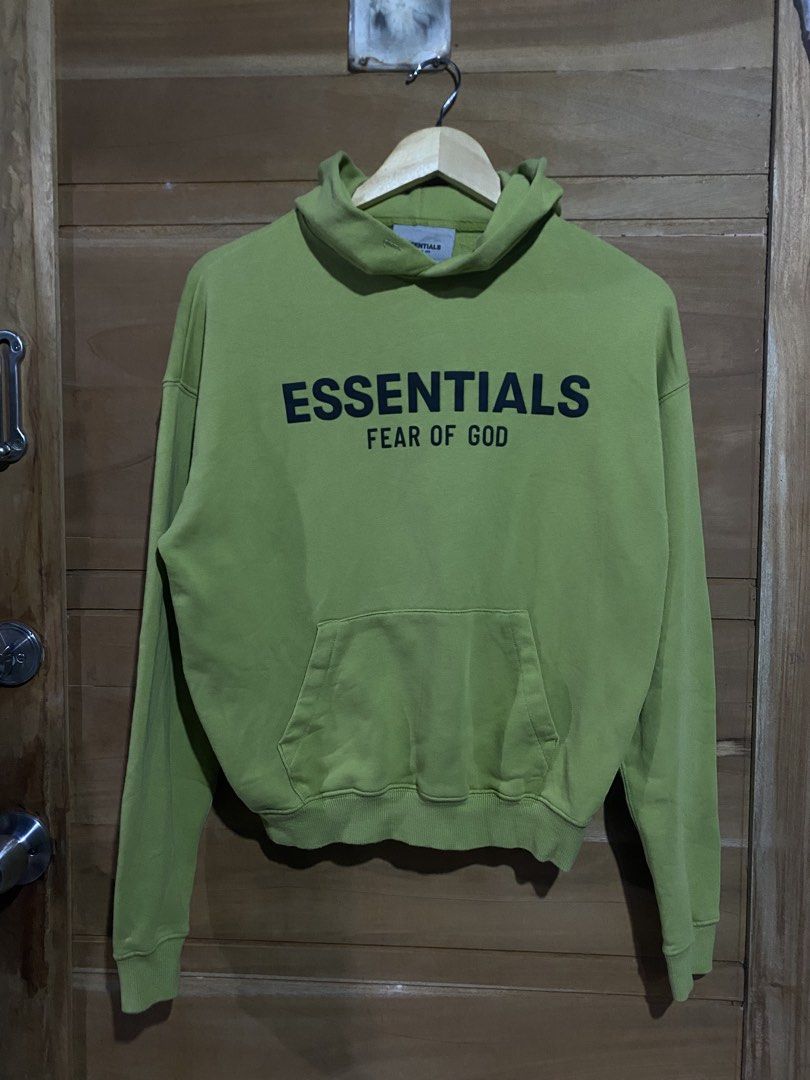 Matcha essential hoodie (Category: Coats, Jackets and Outerwear) located in Manila. Submitted by sixbysix (Listing ID 1455129051, Image 1). Description: Dimes 22x26 (S-M) Condition 9/10 Color rate 9/10 Issue none .