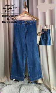 (Category: ) located in . Submitted by lili_rareclothes (Listing ID 1455137851, Image 1). Description: .