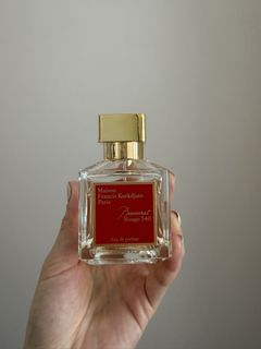 （分類：）位於 。 由 takeiteasyy 提交（商品編號 1454960637，圖片 1）。簡介： 。