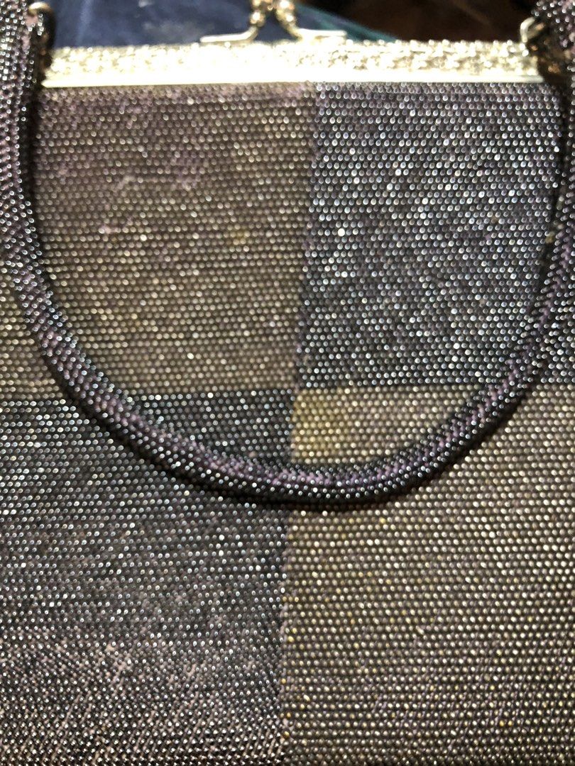 Mid century beaded clutch/bag (Category: Luxury Bags & Wallets) located in Mandaluyong City. Submitted by ericsukay (Listing ID 1454968266, Image 3). Description: Needs cleaning Still in good condition Can fit phone .