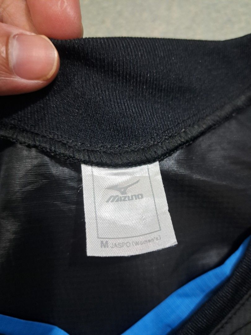 MIZUNO Volleyball Short-Sleeve Training Top, (Category: Activewear) located in Baguio. Submitted by chicoroy (Listing ID 1455042712, Image 2). Description: MIZUNO Volleyball Short-Sleeve Training Top for women's Size Medium dimes: 20/25.5 need wash baguio location ship JNT.