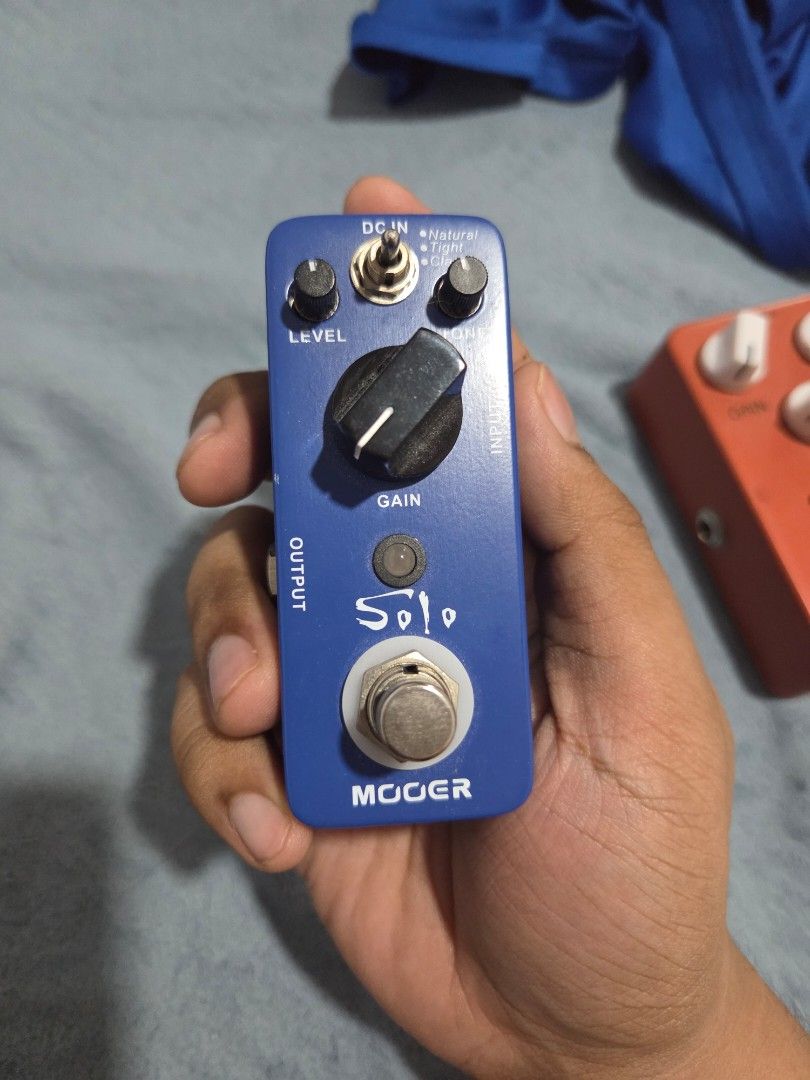 Mooer Solo (Category: Musical Instruments) located in Manila. Submitted by wawenclarenz (Listing ID 1454952220, Image 1). Description: Mooer Solo Distortion (Almost New) - Selling for 2k - With box RFS: Nakapag upgrade na Open for Lalamove, willing mag video call for verification. For meetup: SM Southmall or Marcos Alvarez area.
