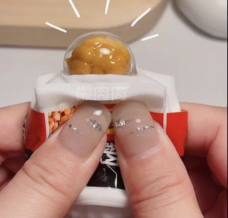 (Category: ) located in . Submitted by butteredbunclub (Listing ID 1454986303, Image 1). Description: .