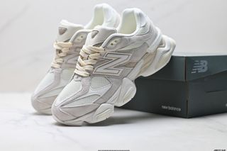 (Category: ) located in . Submitted by factory.shoes.outlet (Listing ID 1454960450, Image 1). Description: .