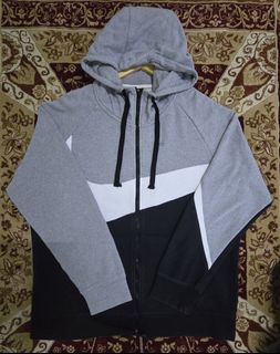 (Category: ) located in . Submitted by blvkcollection_15 (Listing ID 1455104799, Image 1). Description: .