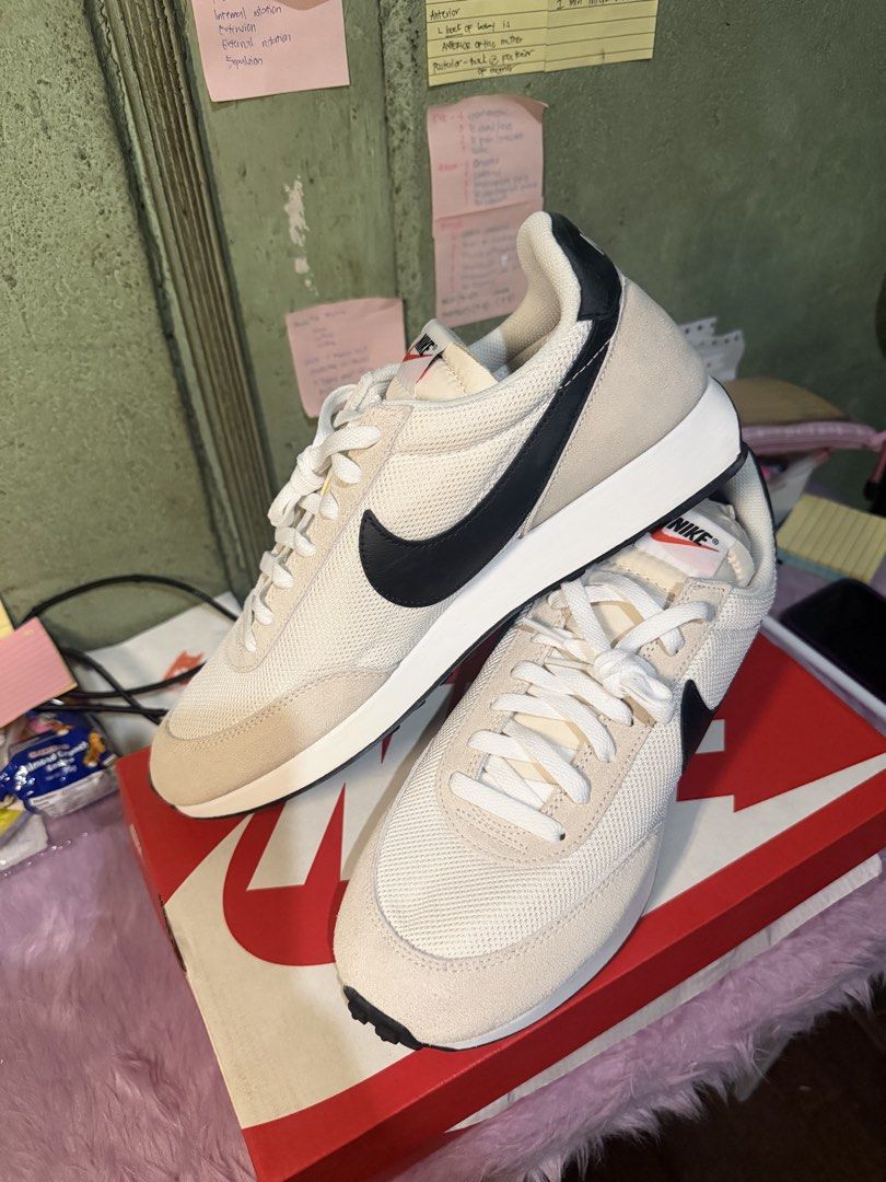 Nike Tailwind 79 (Category: Sneakers) located in Manila. Submitted by leeeeyr (Listing ID 1455051939, Image 2). Description: Nike Tailwind 79 on hand sizes: 9 9.5 10.5 Sampaloc, Manila Meet up or delivery .