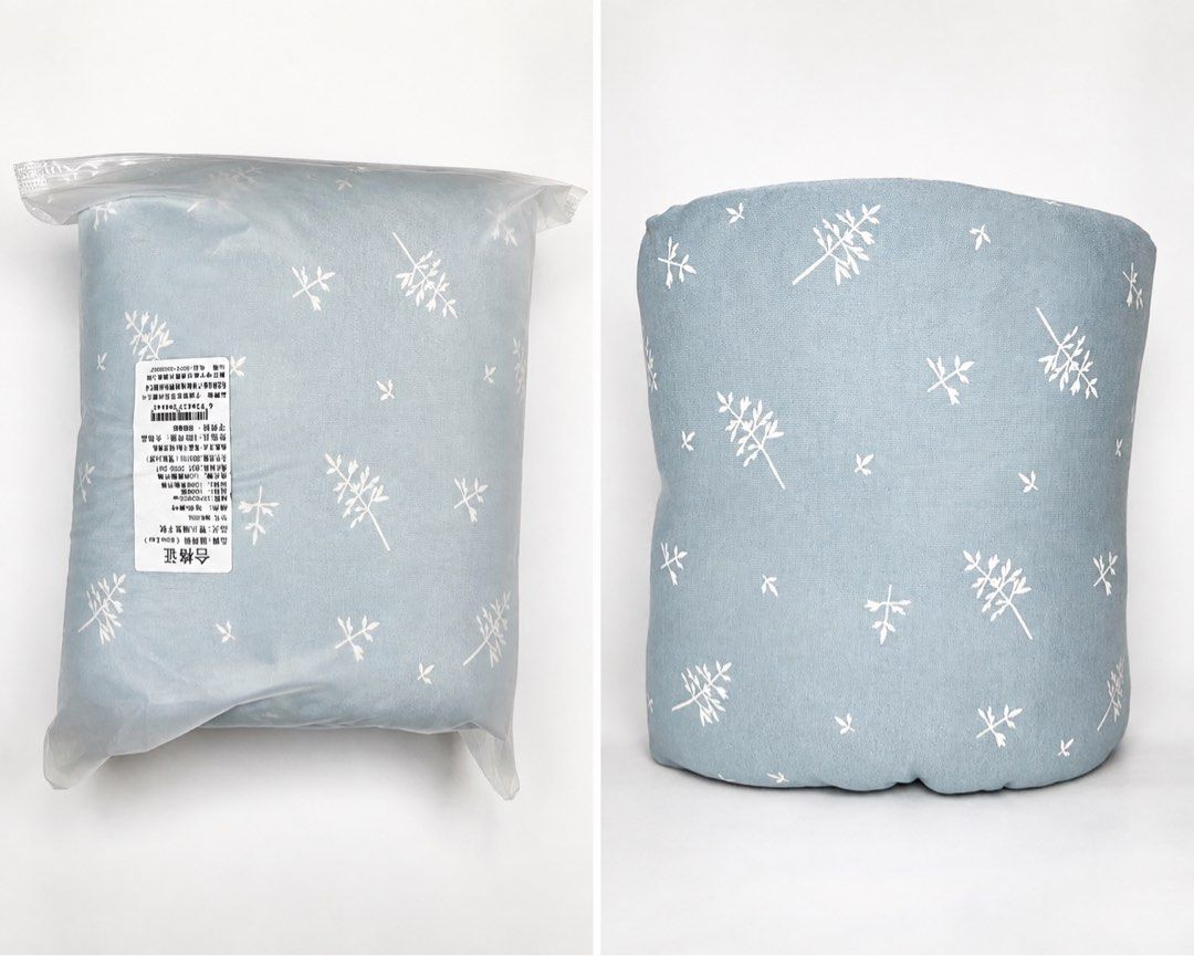 Nursing Arm Pillow (Category: Breastfeeding & Bottle Feeding) located in Mandaluyong City. Submitted by lessexpensiveoption (Listing ID 1454957047, Image 1). Description: Nursing arm pillow 🤱 - Condition: Brand new, comes in original packaging. .