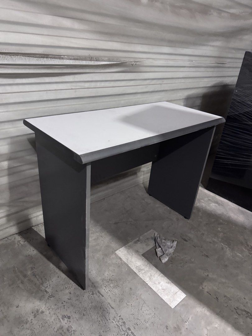 Office Table Study Table (Category: Tables & Sets) located in Singapore. Submitted by furniture.singapore (Listing ID 1455000744, Image 2). Description: Self-Collection / Delivery Available Self collect 自取：Sunday 星期天10am-2pm Address: Mega 39 Woodlands Close #03-28 Singapore 737856 Delivery (not courier): $40 送货 .