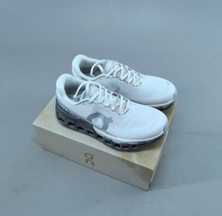 (Category: ) located in . Submitted by khai.uasneakers (Listing ID 1455121717, Image 1). Description: .