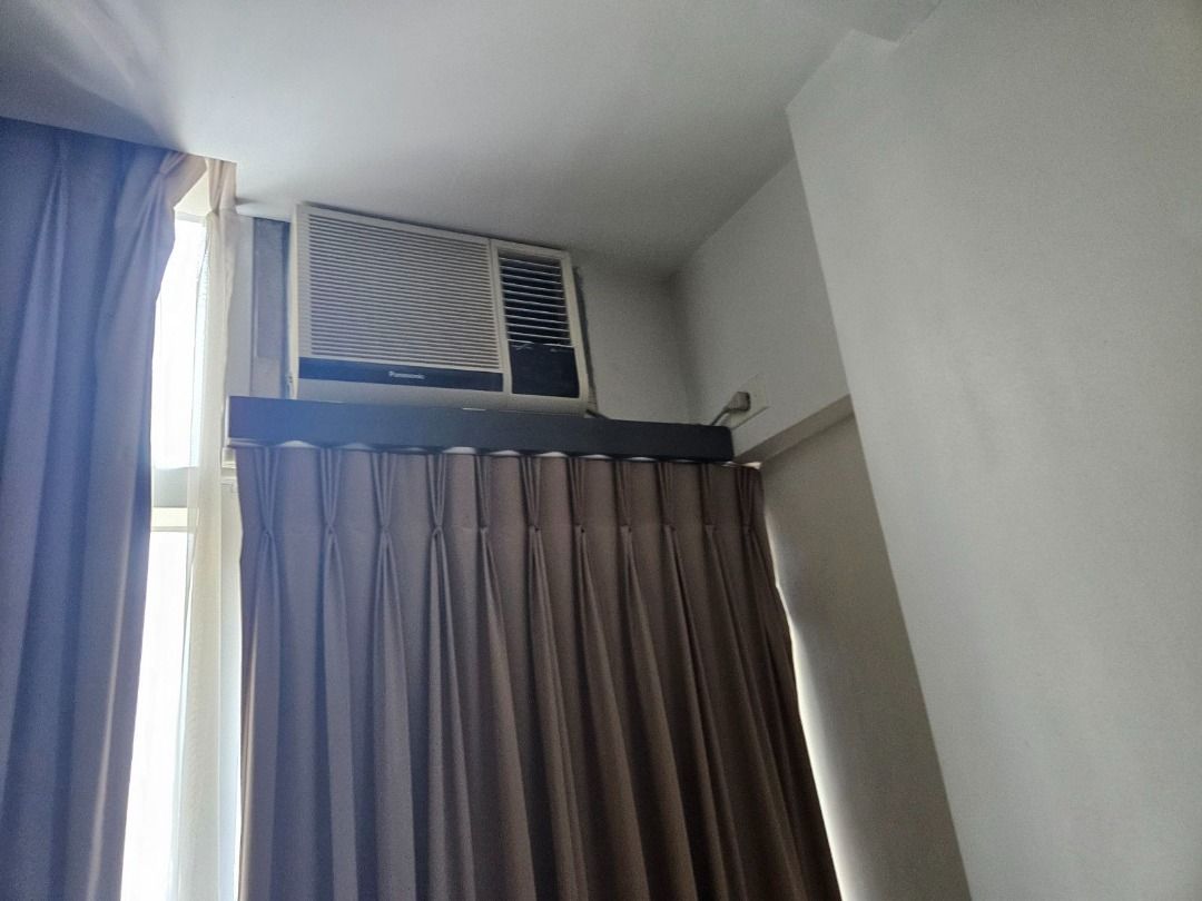 Panasonic Window Air Conditioner Non-Inverter (Category: Air Conditioning and Heating) located in Manila. Submitted by hwong1 (Listing ID 1454999692, Image 3). Description: Only used a few times. Already uninstalled, only needs to be picked up. - Panasonic Window Air Conditioner - Works well and cools rooms effectively - Multiple modes: Fan Speed, Cool, Sleep - Includes remote control - Easy to operate - Non-inverter 1HP - CW-XC105VPH - 7k 2HP - 