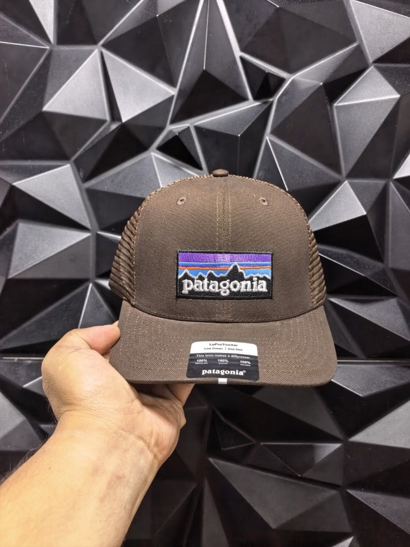PATAGONIA P6 TRUCKER HAT (Category: Caps & Hats) located in Bacoor. Submitted by secretsup (Listing ID 1454972986, Image 1). Description: PATAGONIA P6 SIZE : OSFA 650 EACH PLUS SF FB PAGE : SECRET SUP.