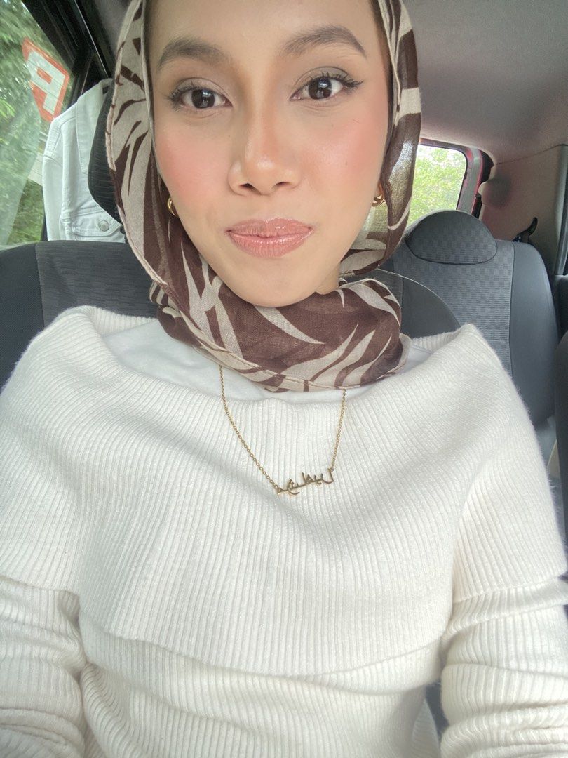 patterned shawl (Category: Hijabs) located in Kuala Lumpur. Submitted by marsyahira (Listing ID 1455118372, Image 3). Description: - 2 printed shawls from vincci (cotton) -rm10 for each !!!.