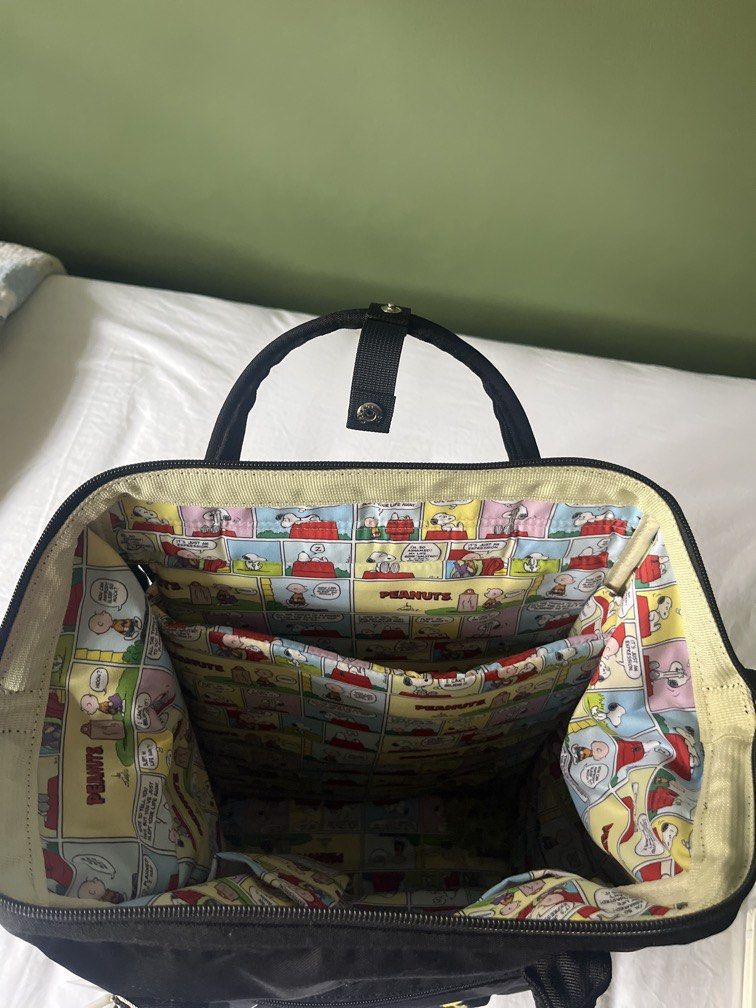 PEANUTS SNOOPY ANELLO BACKPACK (Category: Babies & Kids Fashion) located in Muntinlupa City. Submitted by mclovin10 (Listing ID 1454953067, Image 3). Description: comes with free anello notebook.