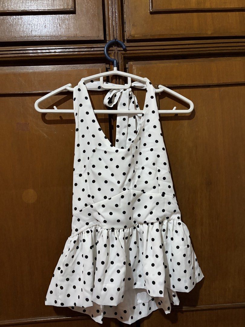 Polka Dots Backless Halter Top (Category: Sleeveless) located in San Pablo. Submitted by declutter.withyanna (Listing ID 1454984636, Image 3). Description: Used once. Rfs: decluttering 100+sf.