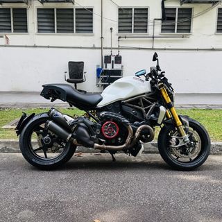 (Category: ) located in . Submitted by s1motoring (Listing ID 1454983399, Image 1). Description: .