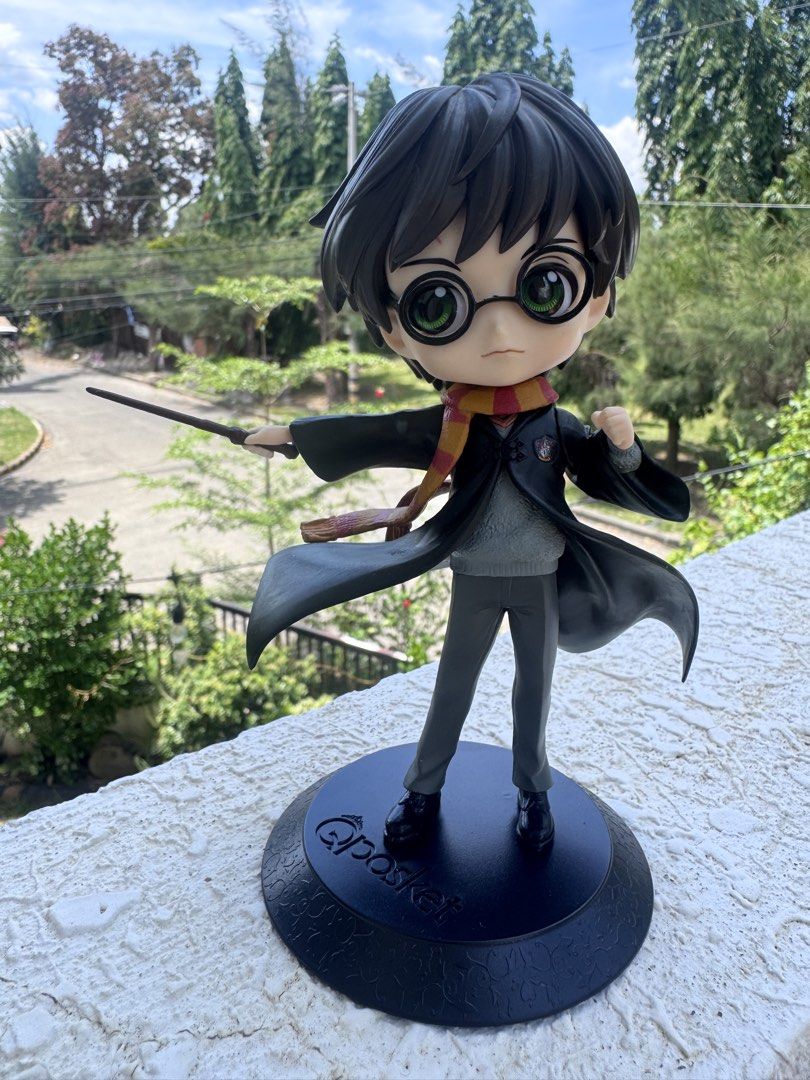 Authentic Qposket Harry Potter Figure with Wand (Category: Figurines & Statues) located in Caloocan City. Submitted by ciel31 (Listing ID 1454972764, Image 1). Description: - Authentic Qposket Harry Potter figure - Comes with wand and broomstick accessories - Features a black display base - Includes the original box - Ideal for any Harry Potter fan's collection.