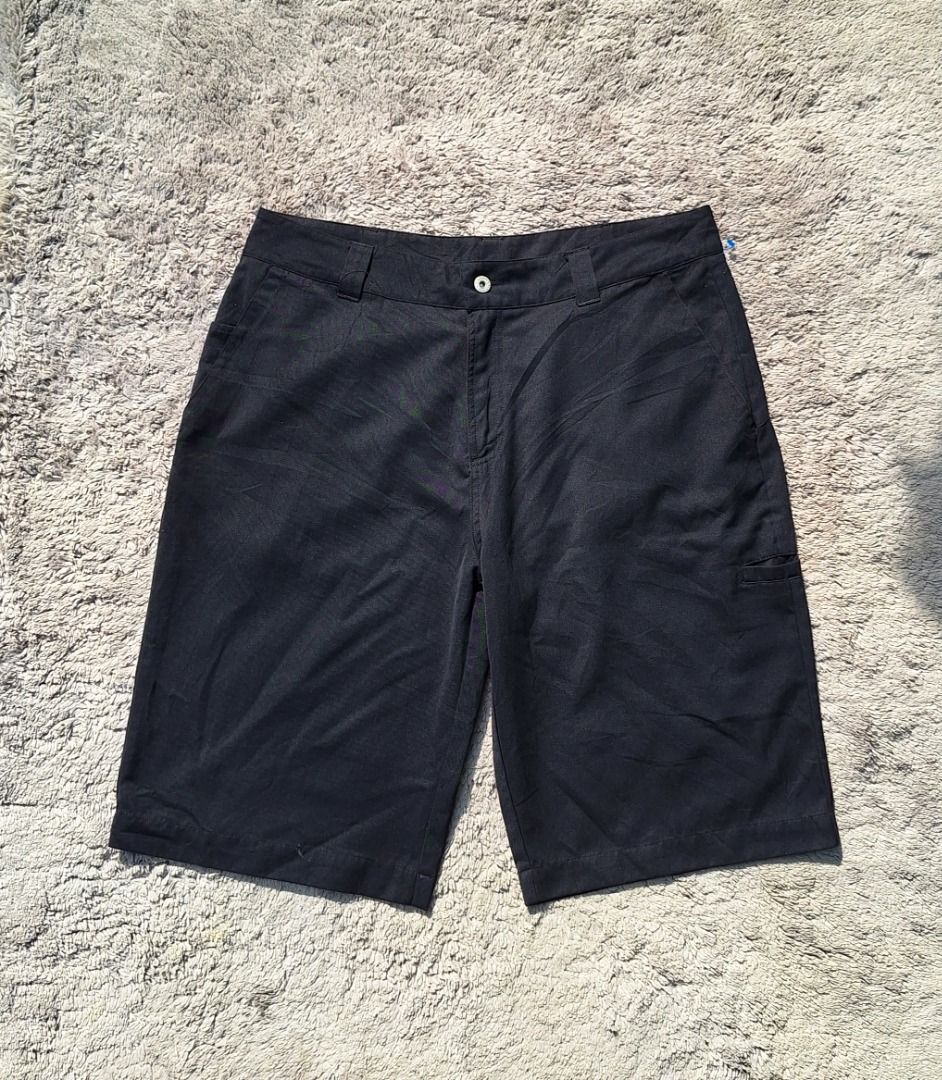 Raceface MTB Short (Category: Shorts) located in Calatrava. Submitted by freecyclethreads (Listing ID 1455127701, Image 1). Description: ♻️ Raceface MTB Short ➡️ Size: Width-36, Length-24 ➡️ Excellent condition ➡️ Courier: J&T 📌Note : Color may vary due to lighting. No COP/COD. Payment first policy. .