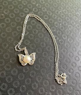 (Category: ) located in . Submitted by modchic (Listing ID 1454984379, Image 1). Description: .