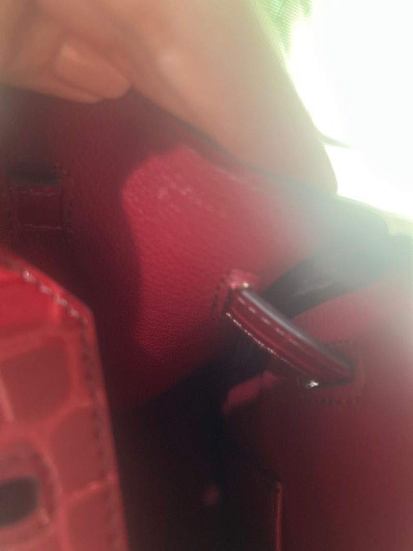 Red Crocodile Embossed Handbag with Gold Hardware (Category: Luxury Bags & Wallets) located in Cebu City. Submitted by serene_simplicity (Listing ID 1454961060, Image 3). Description: -“OG quality” Beautiful red handbag - Crocodile embossed texture - Gold hardware - Classic top handle design - Spacious interior - Statement piece for a pop of color - Versatile for day or night use.