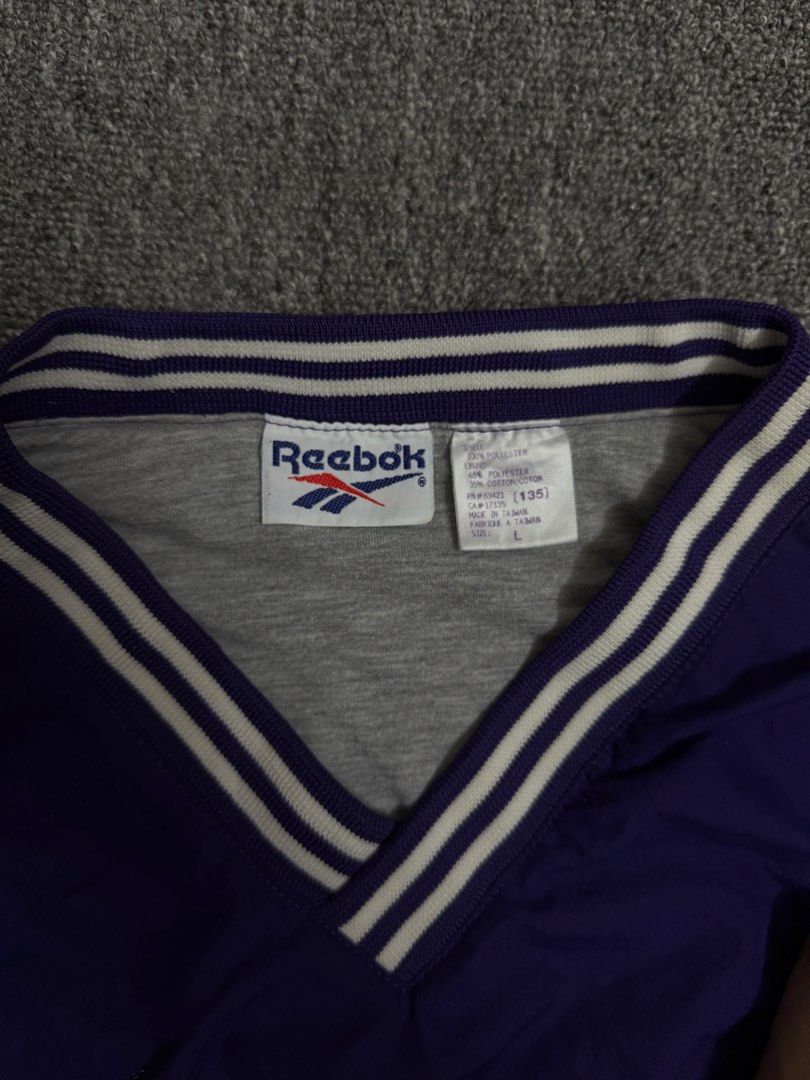 reebok pullover hoodie古著vintage （分類：外套及戶外衣服）位於 Hong Kong。 由 aaabunnn 提交（商品編號 1455127971，圖片 3）。簡介： chest 136cm length 67cm。