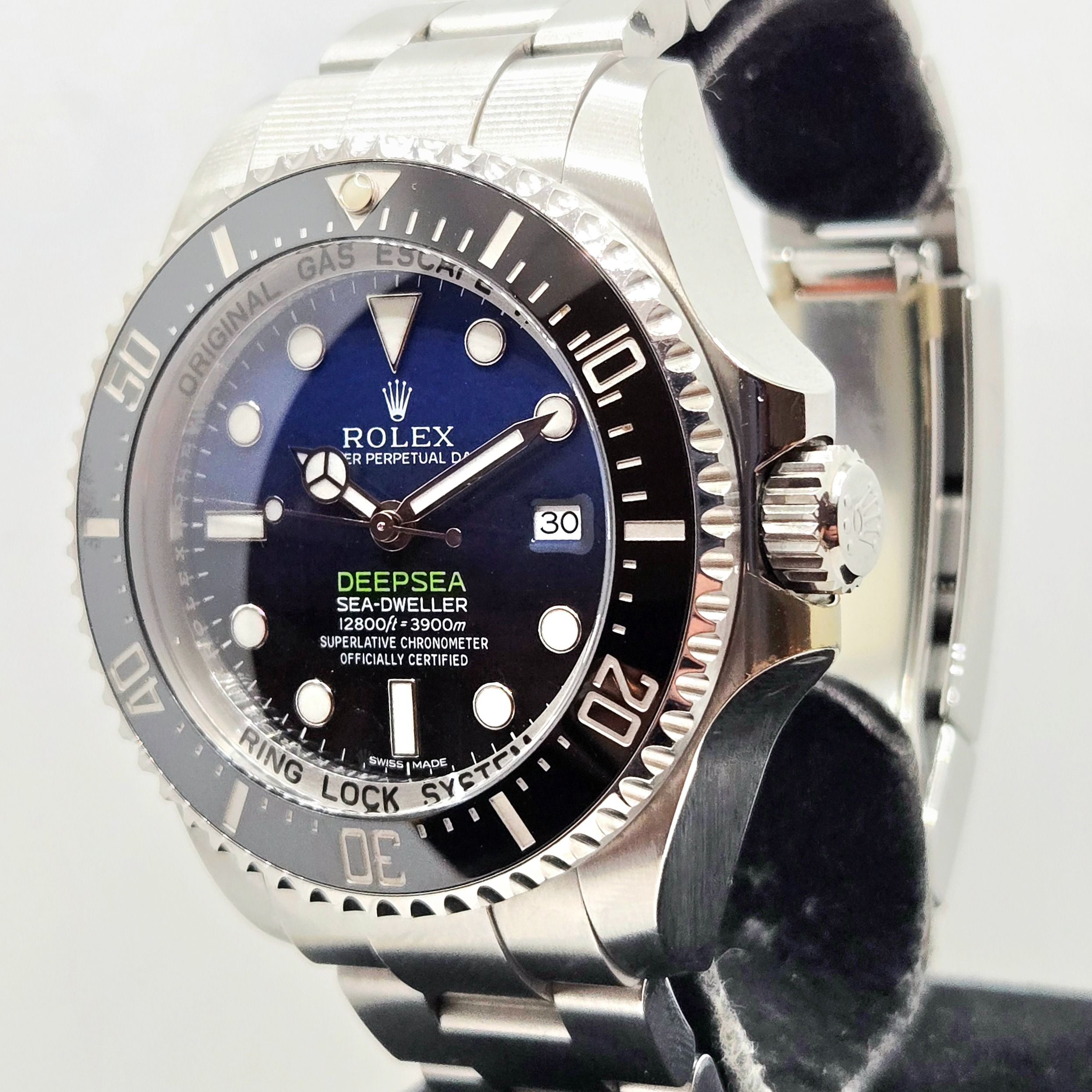 Rolex Deepsea Blue (116660) (Category: Watches) located in Singapore. Submitted by thewatchroom (Listing ID 1455066829, Image 3). Description: Search thewatchroombencoolensg on T for exclusive deal **Deepsea Blue Rolex Deepsea Blue (116660) AN Series Dated 2016 Come with Box , Cert and 1 Year Inhouse Warranty Our mode of payment can made by cash , paynow or 1 time credit card payment of 2.3% We are located at 180 bencoolen Street #01-94 (The Watc