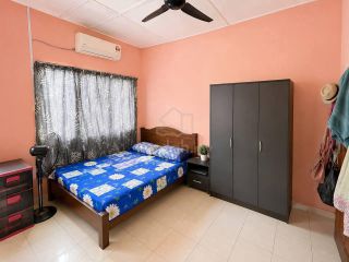 (Category: ) located in . Submitted by mekdin (Listing ID 1443103440, Image 1). Description: .