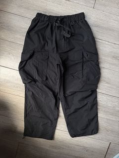 (Category: ) located in . Submitted by thefelicitythriftwear (Listing ID 1455099946, Image 1). Description: .