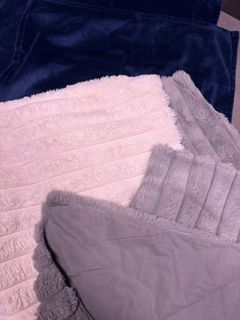(Category: ) located in . Submitted by mamaj (Listing ID 1455067124, Image 1). Description: .