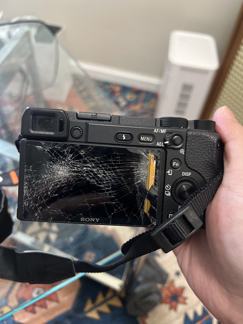 Sony Alpha a6400 Mirrorless Camera (Category: Cameras) located in Manila. Submitted by millekio (Listing ID 1455122184, Image 3). Description: Sony Alpha a6400 Mirrorless Camera Purchased from Sony Center Glorietta Package: Body, Kitlens, Lens cap, battery, charger, Camera Bag. Body is well used, LCD screen is damaged (accidentally fell while setting up tripod but still functional — replacements available around ₱3K - ₱5K) Test all you want upon 