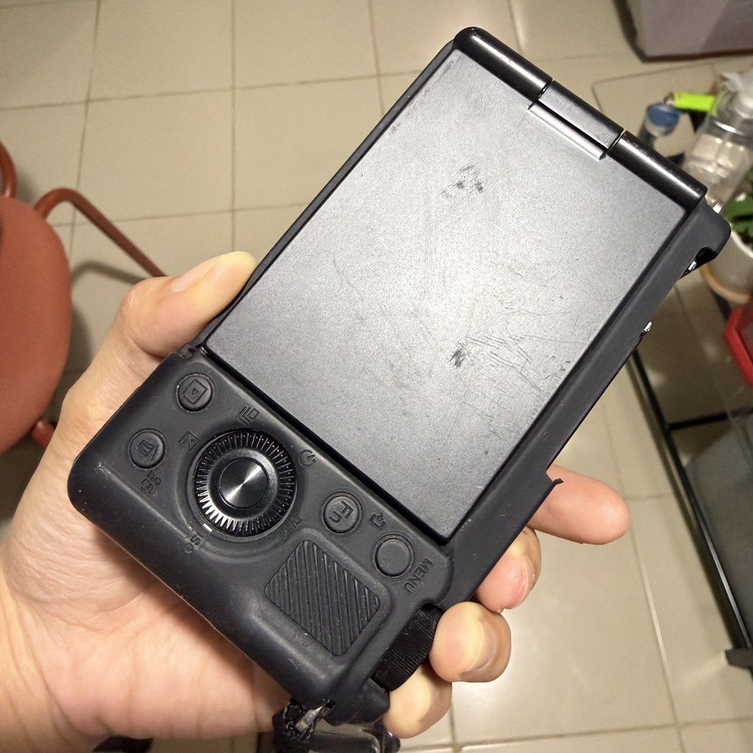 Sony ZV-E10 Mirrorless Camera with Kit Lens & Accessories (Category: Cameras) located in Quezon City. Submitted by schernx (Listing ID 1455097543, Image 3). Description: Sony ZV-E10 with 16-50mm Kit Lens Includes: * Original box * Original Sony battery * Sony battery charger * Camera bag * Wind muff Add-ons: * Extra battery + charger (bought for ₱4,500) * Sony 32GB SD Card – brand new, never used * K&F Concept ND Filter RFS: Need funds. Location: