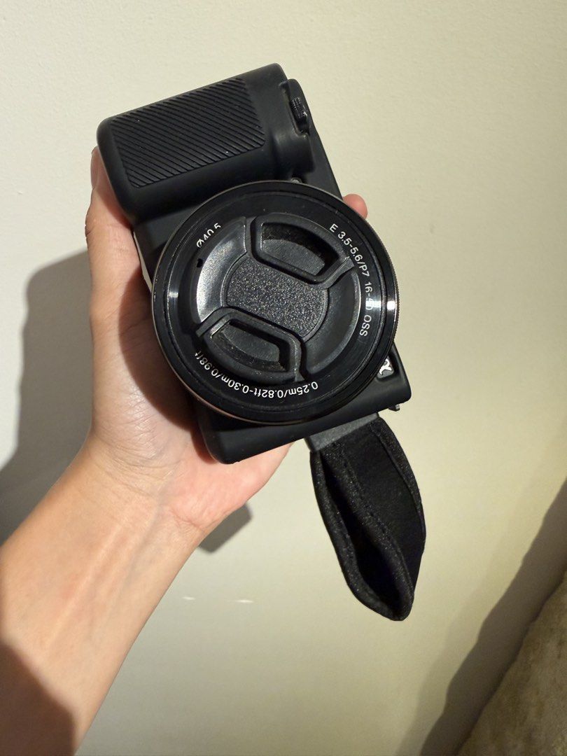 Sony ZV-E10 Mirrorless Camera with Kit Lens & Accessories (Category: Cameras) located in Quezon City. Submitted by schernx (Listing ID 1455097543, Image 2). Description: Sony ZV-E10 with 16-50mm Kit Lens Includes: * Original box * Original Sony battery * Sony battery charger * Camera bag * Wind muff Add-ons: * Extra battery + charger (bought for ₱4,500) * Sony 32GB SD Card – brand new, never used * K&F Concept ND Filter RFS: Need funds. Location: