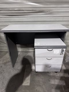 (Category: ) located in . Submitted by furniture.singapore (Listing ID 1454995825, Image 1). Description: .