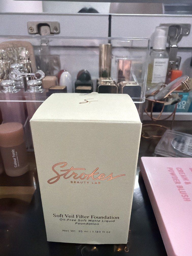 Strokes Foundation Fair Neutral (Category: Makeup) located in Bulacan. Submitted by karisma_noverra (Listing ID 1455007887, Image 1). Description: Not my shade.