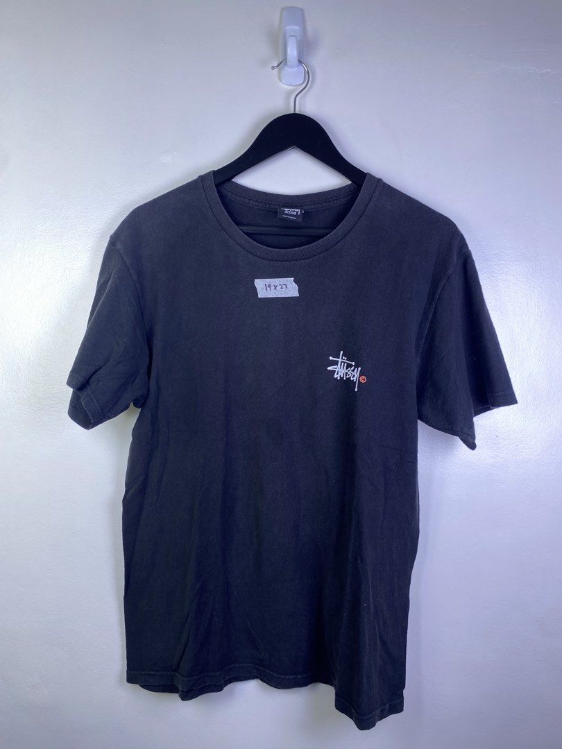 Stussy Copyright One Point Tee (Category: Tshirts & Polo Shirts ) located in Manila. Submitted by declutterpromax (Listing ID 1455107530, Image 1). Description: .