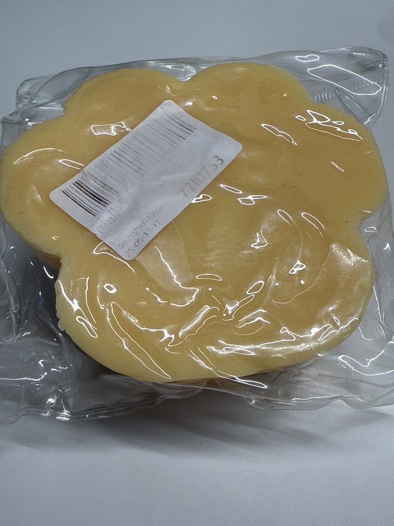 Taba squishy (Category: Plushies & Soft Toys) located in Singapore. Submitted by Behappy (Listing ID 1455071601, Image 2). Description: Soft and sticky Like a real Taba squishy .