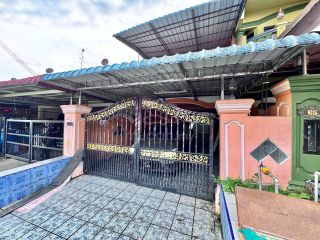 (Category: ) located in . Submitted by izzataiman.elite (Listing ID 1449713011, Image 1). Description: .
