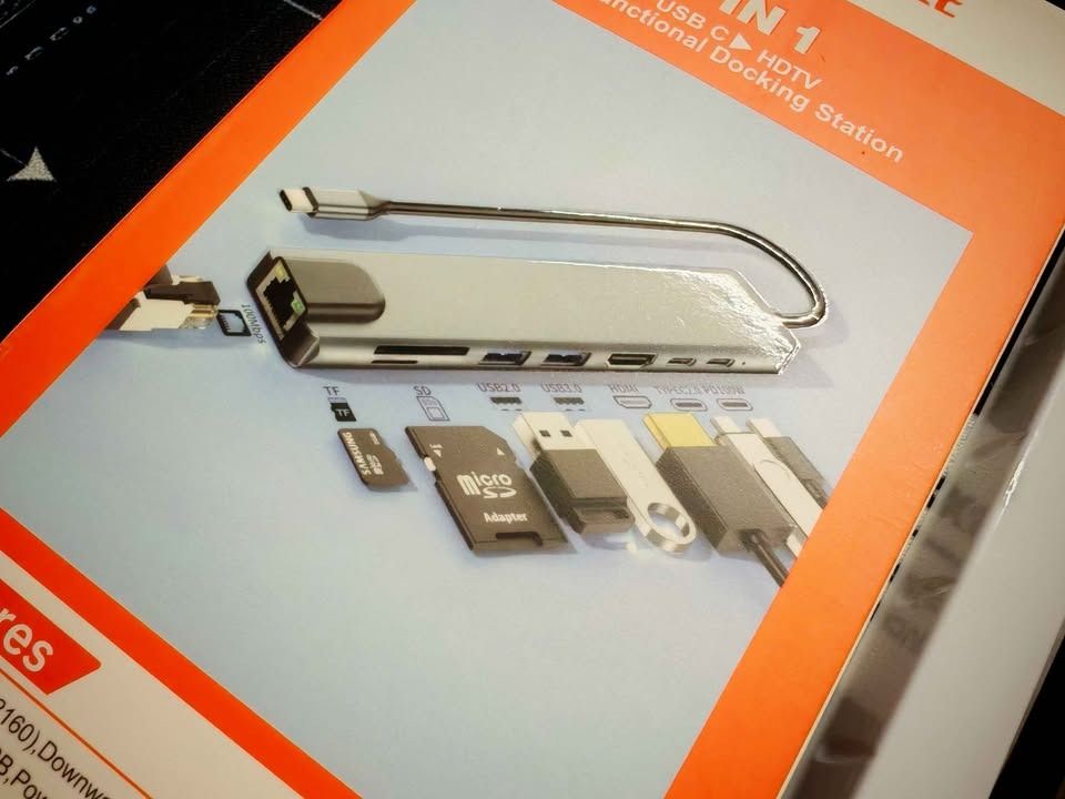 TangoJet 8-in-1 USB C Multifunctional Docking Station TAD-E002 (Category: Cables & Adaptors) located in San Pedro. Submitted by enix22 (Listing ID 1455007481, Image 1). Description: Brand New TangoJet 8-in-1 USB C Docking Station (Model TAD-E002) Connects via USB-C cable Opened only for testing. Ports: *4K HDMI *USB-A 2.0 *USB-A 3.0 *2X USB-C WITH PD UP TO 87W *LAN PORT *SD/TF CARD READER Meet up or shipping. Buyer pays SF .