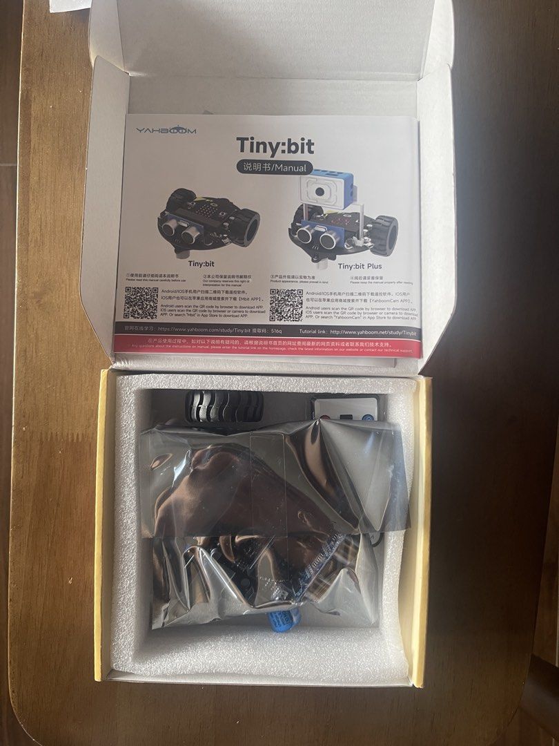 Tiny:bit smart robot （分類：遙控玩具）位於 Hong Kong。 由 May_Ho222 提交（商品編號 1455011126，圖片 2）。簡介： 全新 Steam 好物 Yahboom Tiny:bit 是一款結合 micro:bit 的趣味 STEM 智能編程小車，能讓孩子透過圖像化編程輕鬆學習自動避障、巡線與遙控等科技技能。 順豐到付。