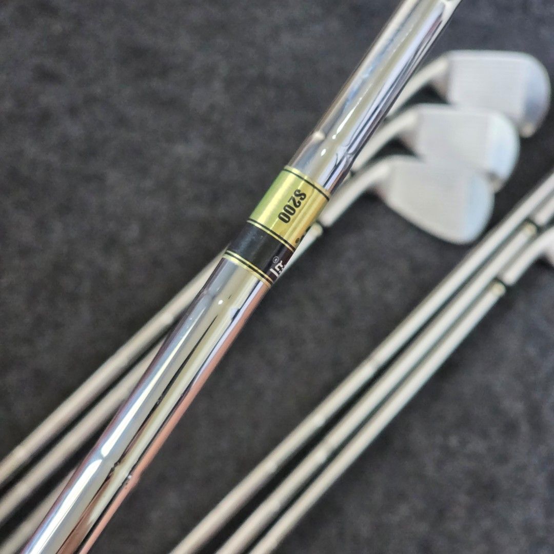 Titleist VG3 Irons 4-PW (Category: Golf) located in Calamba. Submitted by z1meister (Listing ID 1455130085, Image 3). Description: .