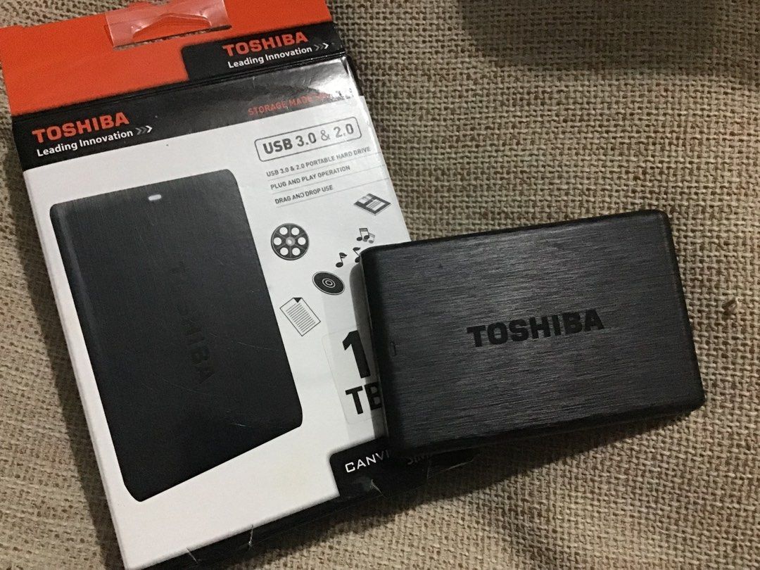 Toshiba External Hard Drive 1 TB (Category: Hard Disks & Thumbdrives) located in Manila. Submitted by carou35896 (Listing ID 1455090890, Image 1). Description: with Korean Series.