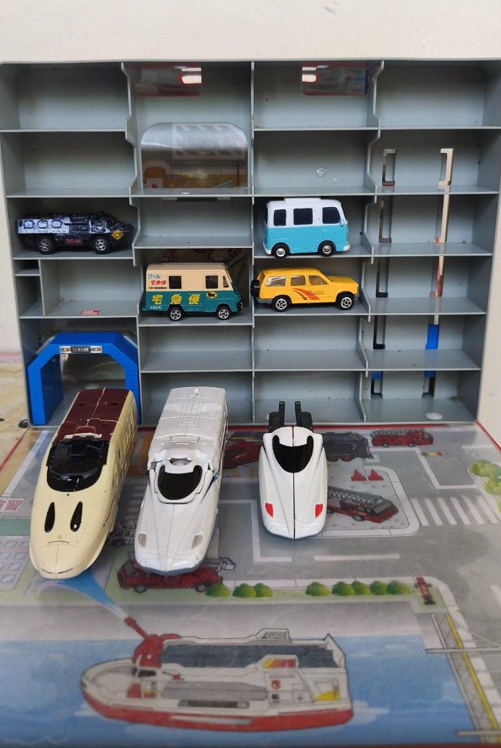 Toy car & train (Category: Vehicle & Diecast Models) located in Manila. Submitted by musichorn (Listing ID 1455038422, Image 3). Description: ⭐(Php 150 Take all)⭐ Toy car & train w/box Bawas gamit.