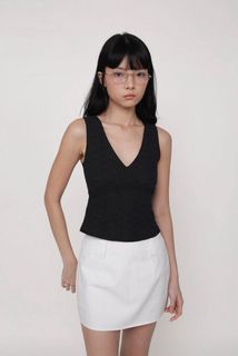 (Category: ) located in . Submitted by marieclaireclothes (Listing ID 1455131160, Image 1). Description: .