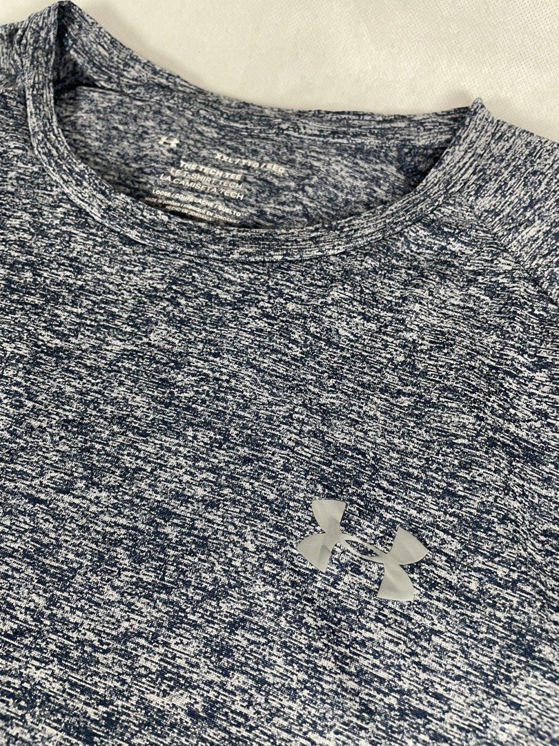 Under Armour Men’s UA tech 2.0 Short sleeve tee (Category: Activewear) located in Bacolod City. Submitted by maxpeynthrift (Listing ID 1455109912, Image 3). Description: Size XXL W 25 L 30 Excellent condition No pinhole / no stain Cut tag 100% authentic Material: Ultra-soft, quick-drying UA Tech™ fabric designed to wick sweat and dry rapidly. Design: Features a streamlined fit, raglan sleeves, and a shaped hem for complete comfort during workouts