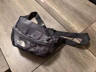 （分類：）位於 。 由 re_hype 提交（商品編號 1455081871，圖片 1）。簡介： 。