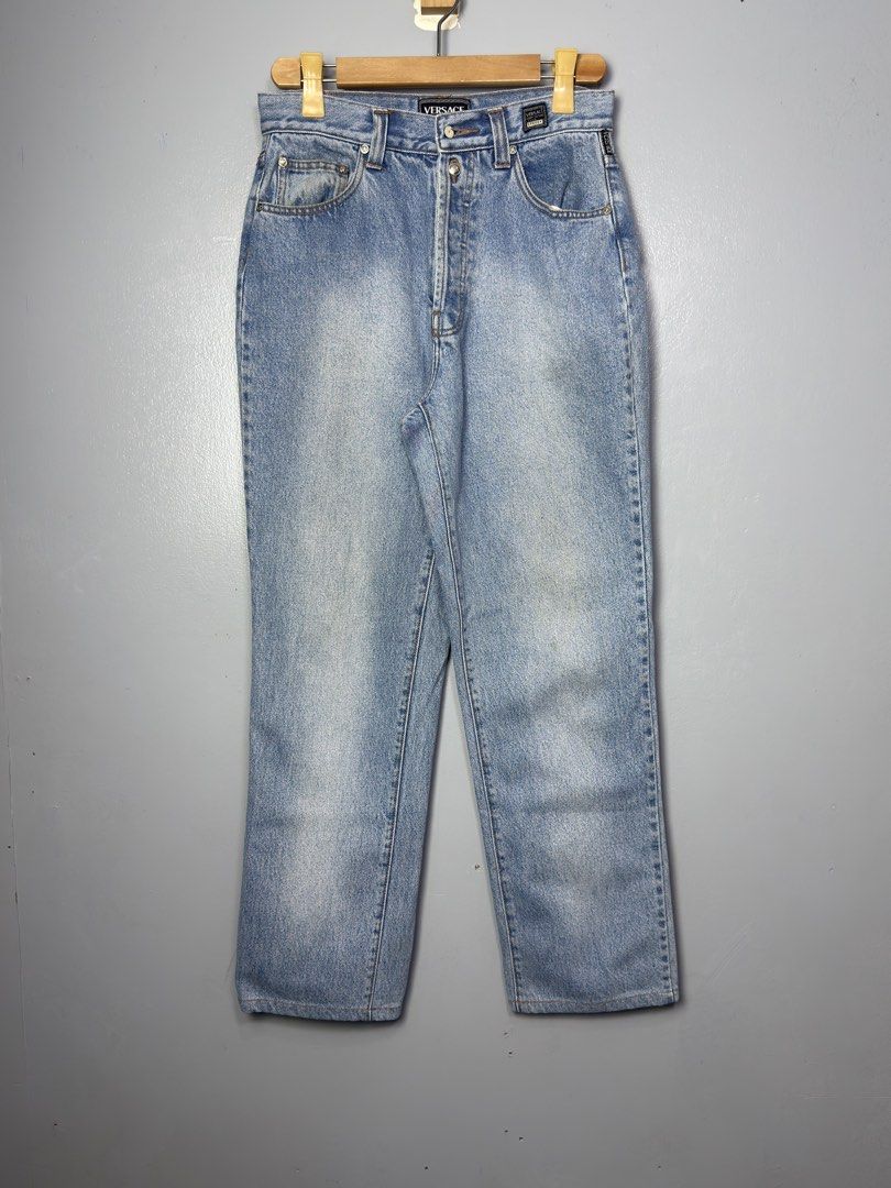 Versace Jeans Light Wash Denim (Category: Jeans) located in Manila. Submitted by dipdrip (Listing ID 1455081712, Image 1). Description: - Classic light wash Versace jeans - Button fly closure - Two front pockets and two back pockets - Nice faded denim look - Versatile and a great wardrobe staple DIMENSIONS Waist : 29 Length : 41 Thigh : 11.5 Front rise : 12.5 Inseam : 29.5 Leg opening : 8 Condition Issue on button (you can see it in photo) In exc