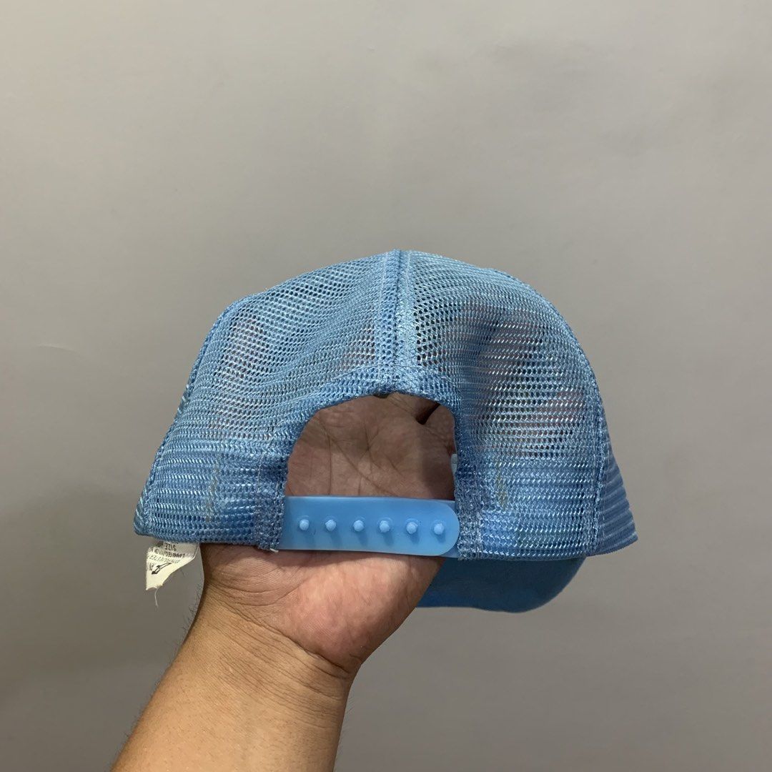 Vintage 90s Statement Trucker Cap (Category: Caps & Hats) located in Cebu City. Submitted by accurate.curations.ceb (Listing ID 1455122253, Image 3). Description: Vintage Statement Trucker Cap excellent condition adult size.