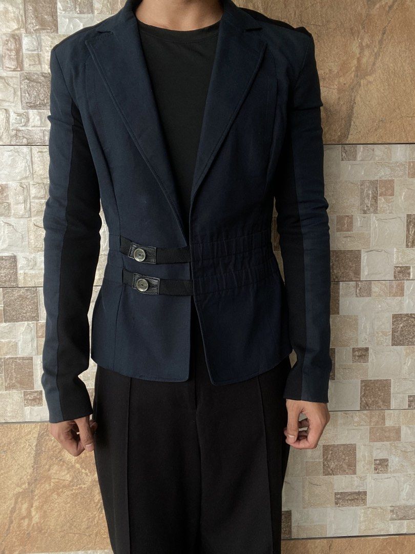 VINTAGE VERSUS VERSACE BLAZER (Category: Luxury Accessories) located in Bacolod City. Submitted by timelessbyjosh (Listing ID 1455073217, Image 1). Description: BEST FOR FORMAL OUTFITS SIZE : 28/42 ACTUAL COLOR : MIDNIGHT BLUE & BLACK COLOR RATE : 9 OUT OF 10 CONDITION : GREAT MATERIAL : MADE IN : ITALY FLAWS : LOW COLOR RATE ( NORMAL FOR A VINTAGE PIECE ) “ IT ADDS A CHARACTER TO THE GARMENT “ LENGTH - 24 WIDTH - 17 SHOULDER TO SHOULDER - 18 SLE