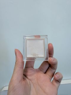 （分類：）位於 。 由 hohoho0v0 提交（商品編號 1454991671，圖片 1）。簡介： 。